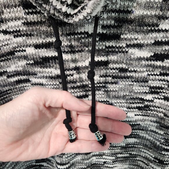 Alfred Dunner Black White Gray Long Sleeve Cowl Neck Pullover Sweater Small - Picture 6 of 7